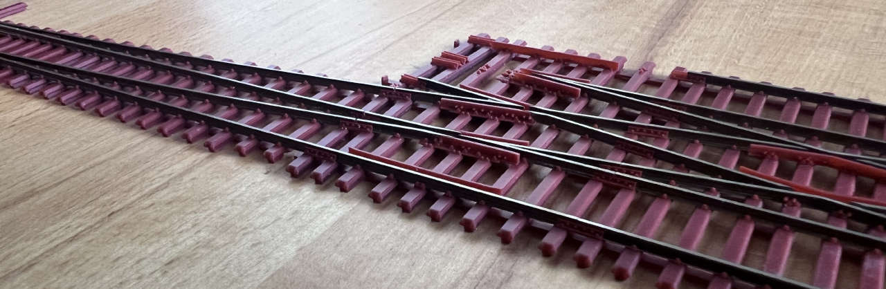 Druckteile Doppelte Gleiseverbindung 1:7 450 cm - Zusammenbau Anschluss einer Weiche