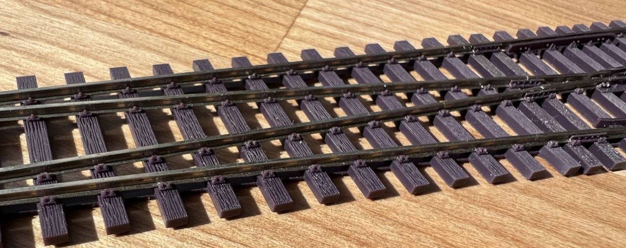 EW 1:7 auf Holzschwellen von oben